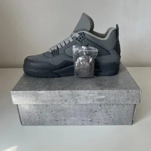 Jordan 4 wet cements - Image 4