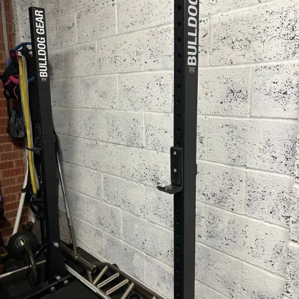 Bulldog gear independent squat stand and Bulldog gear box flat weight bench