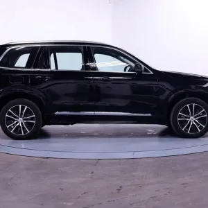 2023 Volvo XC90 Core Bright T8 (455 hp) ESTATE Petrol/Electric Hybrid Automatic - Image 8