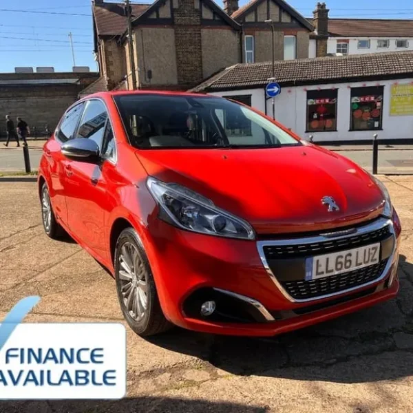 2016 Peugeot 208 1.2 PureTech Allure Euro 6 5dr HATCHBACK Petrol Manual