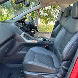 2014 Peugeot 3008 1.6 e-HDi Allure EGC Euro 5 (s/s) 5dr HATCHBACK Diesel Automatic - Image 6