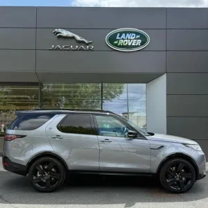 2025 Land Rover Discovery 3.0 D350 Dynamic SE 5dr Auto Estate Diesel - Image 2