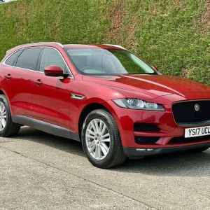 2017 Jaguar F-Pace 3.0 D300 V6 Portfolio SUV 5dr Diesel Auto AWD Euro 6 (s/s) (300 ps) SUV Diesel... - Image 2