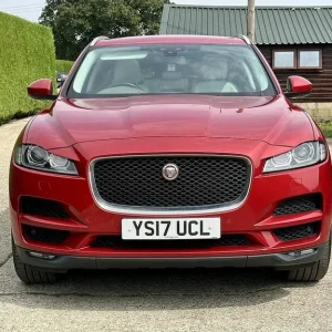 2017 Jaguar F-Pace 3.0 D300 V6 Portfolio SUV 5dr Diesel Auto AWD Euro 6 (s/s) (300 ps) SUV Diesel... - Image 7