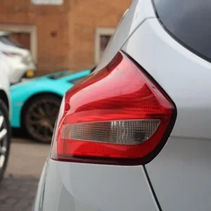 FORD FOCUS 1.6 TDCi Zetec Euro 5 (s/s) 5dr 2015 - Image 6