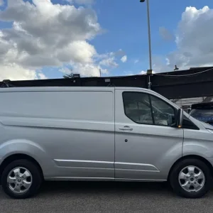 2016 Ford Transit Custom 2.0 TDCi 340 Limited L1 H1 5dr Panel Van Diesel Manual - Image 4