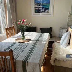 2 bedroom flat in Market Place, Barnard Castle, DL12 (2 bed) (#2556144) - Image 4