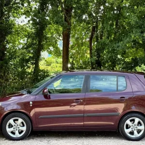 LEFT HAND DRIVE 2011 SKODA FABIA 1.2 DIESEL | ECONOMICAL | 5 DOOR | MANUAL | LHD - Image 3