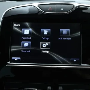 2013 Renault Clio 1.6 TCe Renaultsport Lux Hatchback 5dr Petrol EDC Euro 5 (200 ps) Hatchback PET... - Image 3