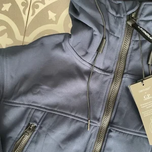 Brand New Navy CP Company Soft Shell Goggle Jacket Size M - Image 6