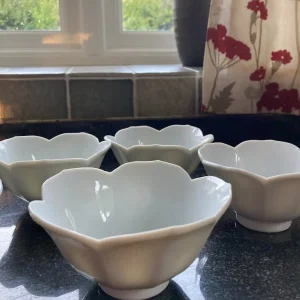 9 Japanese lotus flower bowls - Image 2