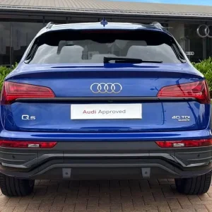 2021 Audi Q5 Edition 1 40 TDI quattro 204 PS S tronic SUV Automatic - Image 4