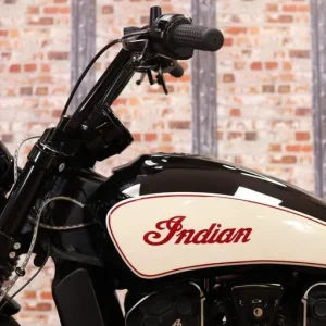 2023 INDIAN SCOUT CUSTOM BOBBER - ONLY 4,787 MILES - ABSOLUTELY STUNNING! - Image 6