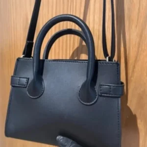 Selling two handbags - Image 6
