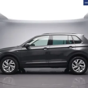 2021 Volkswagen Tiguan 1.5 TSI Life SUV 5dr Petrol Manual Euro 6 (s/s) (150 ps) ESTATE Petrol Manual - Image 3