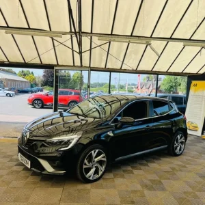 2021 Renault Clio 1.6 Clio RS Line E-Tech Auto 5dr Hatchback Hybrid Automatic - Image 4