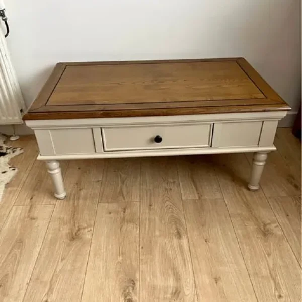 Living room Coffee Table