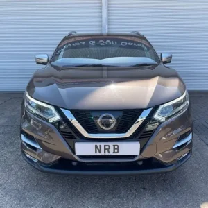 2017 Nissan Qashqai DCI TEKNA PLUS Hatchback Diesel Manual - Image 2