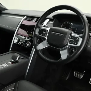 2022 Land Rover Discovery 3.0 D300 MHEV R-Dynamic HSE SUV 5dr Diesel Auto 4WD Euro 6 (s/s) (300 p... - Image 3