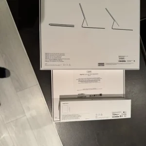 iPad Pro 5th gen 12.9 + accessories - Image 2