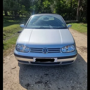 2001 VW Golf Convertible Manual - Image 4