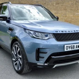 2018 Land Rover Discovery 3.0 SD V6 HSE Luxury SUV 5dr Diesel Auto 4WD Euro 6 (s/s) (306 ps) SUV ... - Image 2