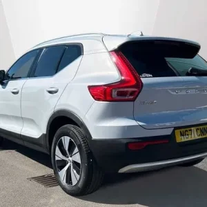 2021 Volvo XC40 1.5 T4 Recharge PHEV Inscription 5dr Auto SUV Hybrid Automatic - Image 2