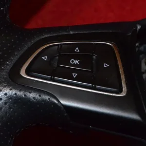 Mk 3 Ford Focus parts (Steering wheel, indicators and rear brake dust shields) - Image 3