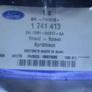 Mk 3 Ford Focus parts (Steering wheel, indicators and rear brake dust shields) - Image 6