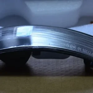 Mk 3 Ford Focus parts (Steering wheel, indicators and rear brake dust shields) - Image 7