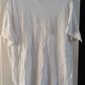 Mens t-shirt - Image 3