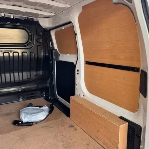 2021 21 NISSAN E-NV200 40KWH VISIA PANEL VAN 5DR ELECTRIC AUTO SWB (109 PS) - Image 8