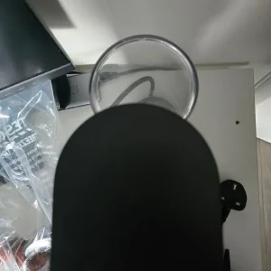 Nepresso Vertuo Next Machine - with Roasted Hazlenut pods - Image 4