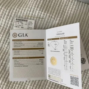 Rox engagement ring - Image 6