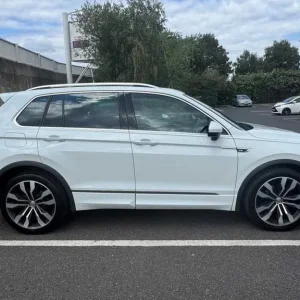 2019 Volkswagen Tiguan R-Line Tech Tdi S- Automatic SUV Diesel Automatic - Image 5