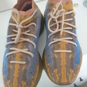 Adidas yeezys boost 380 size 12 - Image 5