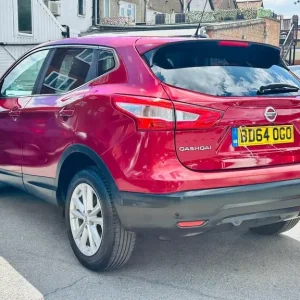 2014 Nissan Qashqai 1.2 DIG-T Acenta XTRON 2WD Euro 5 (s/s) 5dr HATCHBACK Petrol Automatic - Image 4