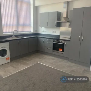 2 bedroom flat in School Street, Swadlincote, DE11 (2 bed) (#2583284) - Image 2