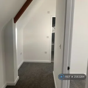 2 bedroom flat in School Street, Swadlincote, DE11 (2 bed) (#2583284) - Image 6