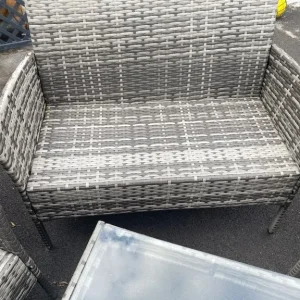 Garden table and chairs - Image 2