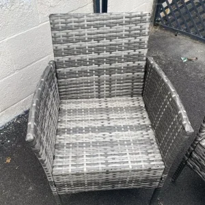 Garden table and chairs - Image 3