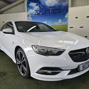 2017 Vauxhall Insignia 2.0 Turbo D BlueInjection SRi VX Line Nav Grand Sport 5dr Diesel Manual Eu... - Image 3