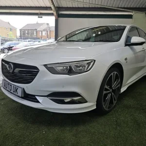 2017 Vauxhall Insignia 2.0 Turbo D BlueInjection SRi VX Line Nav Grand Sport 5dr Diesel Manual Eu... - Image 5