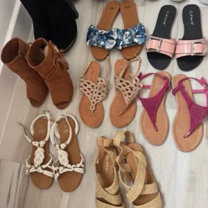 Bundle ladies footwear £25 for 17 pairs - ideal for a car boot - Image 4