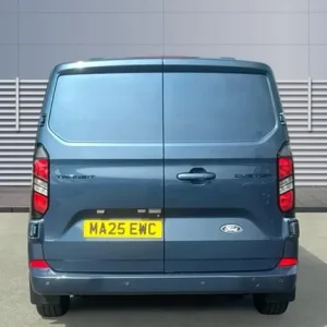 2025 Ford Transit Custom 320 L1 Diesel Fwd 2.0 EcoBlue 136ps H1 Double Cab Van Limited Auto Crew ... - Image 6