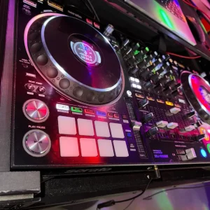 PIONEER DDJ1000 SRT + MAGMA FLIGHT CASE - Image 4