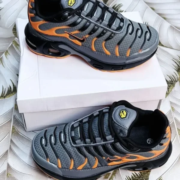 Kids best quality shoes