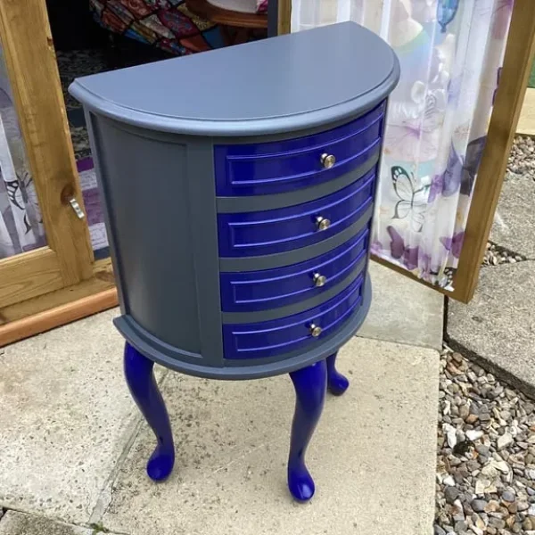 Small drawers for jewellery, etc