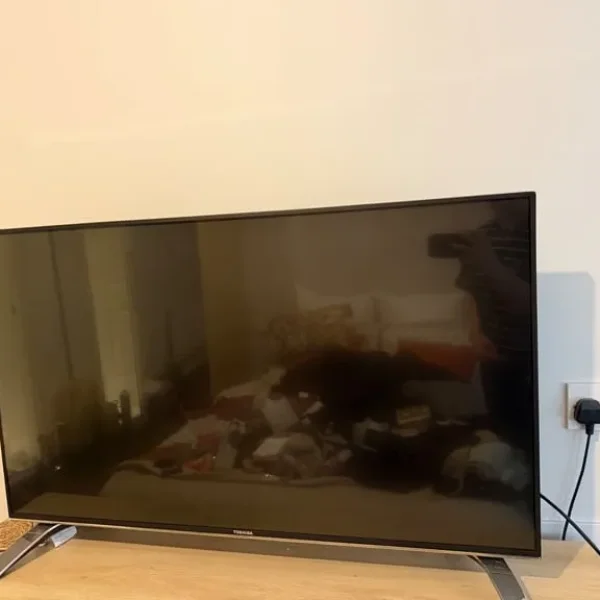 Toshiba 38Inch TV
