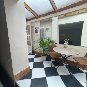 Southville - 2 Bed Garden Flat - Image 4